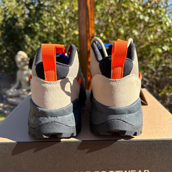 HOLO FOOTWEAR Women’s Apollo Mid Waterproof Hiking Boot Size 6 - Picture 4 of 8